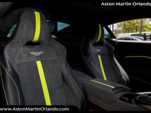 Used 2023 Aston Martin V8 Vantage Coupe RWD image 55