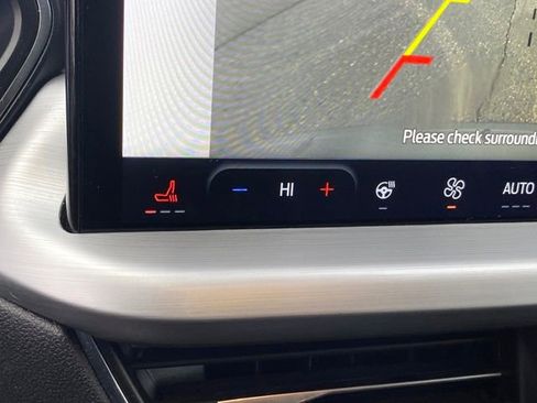 Used 2023 Ford Escape Platinum image 13