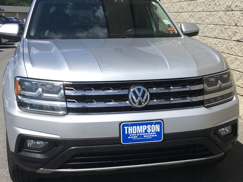 Used 2019 Volkswagen Atlas SE w/ Towing Package AWD/4WD image 2
