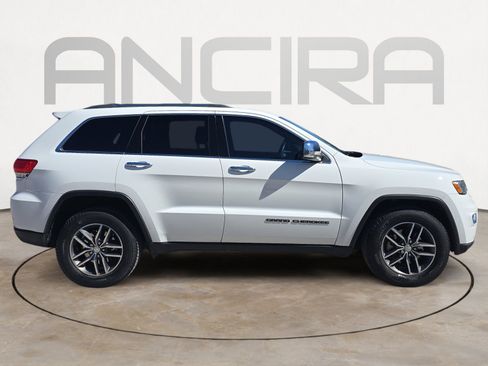 Used 2018 Jeep Grand Cherokee Limited image 11