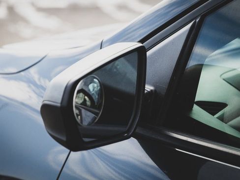 Used 2020 Chevrolet Equinox LS image 24