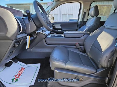 New 2025 Ford Expedition Max Active AWD/4WD image 5