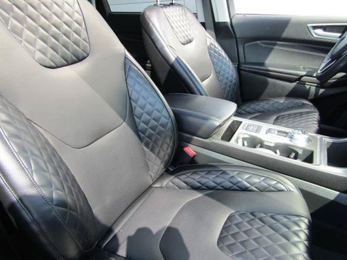 Used 2024 Ford Edge Titanium w/ Equipment Group 301A AWD/4WD image 12