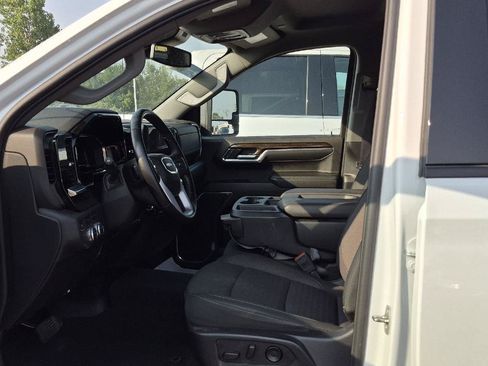 Used 2024 GMC Sierra 1500 Elevation w/ Max Trailering Package AWD/4WD image 5