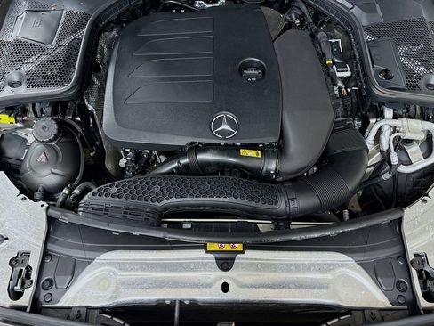 Used 2020 Mercedes-Benz C 300 4MATIC Sedan image 29