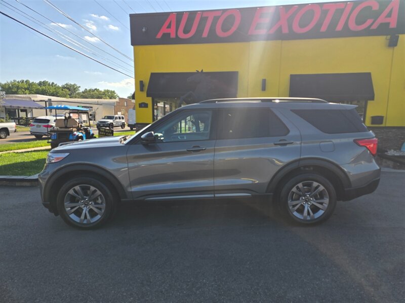 Used 2023 Ford Explorer XLT w/ Equipment Group 202A AWD/4WD image 23