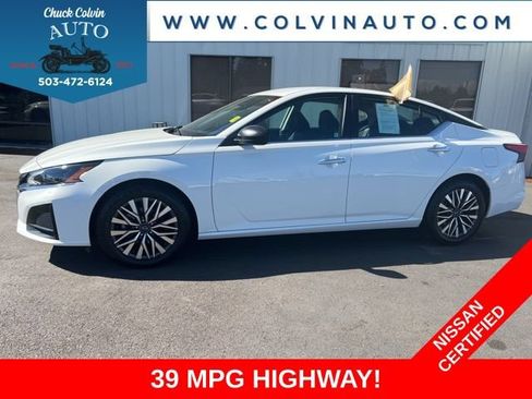 Certified 2025 Nissan Altima 2.5 SV FWD image 1