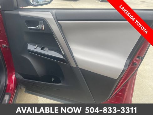 Used 2018 Toyota RAV4 Limited w/ Advanced Technology Package FWD image 17