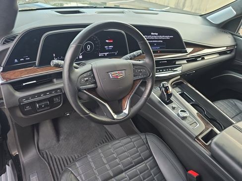 Used 2023 Cadillac Escalade Sport Platinum image 17