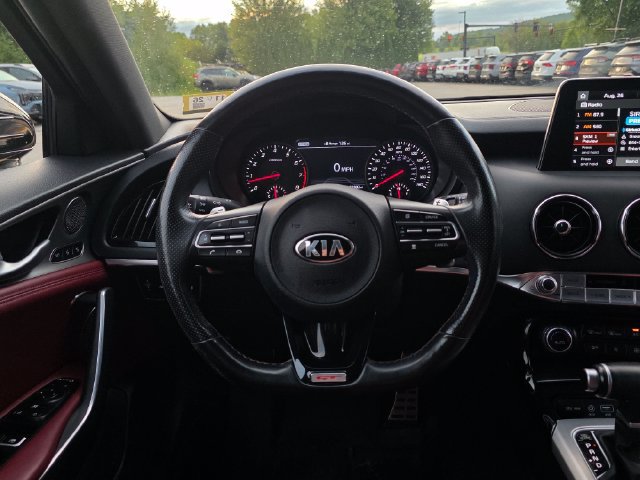 Used 2019 Kia Stinger GT1 AWD/4WD image 25