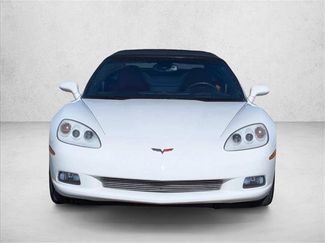 Used 2005 Chevrolet Corvette Convertible w/ Preferred Equipment Group video 2