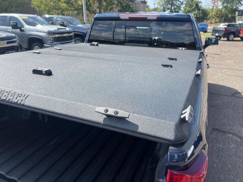 Certified 2022 Chevrolet Silverado 1500 LT Trail Boss w/ LT Trail Boss Premium Package image 29