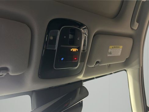 Used 2025 Hyundai Sonata SEL FWD image 21