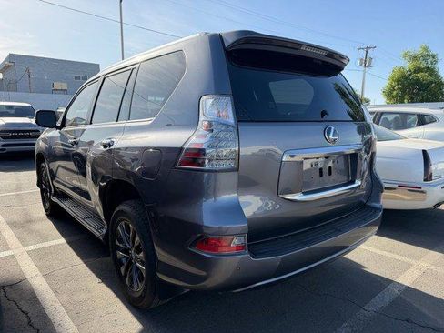 Used 2023 Lexus GX 460 Premium w/ Premium Package AWD/4WD image 4
