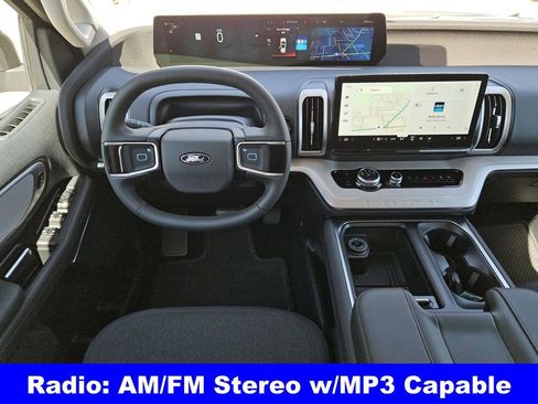 New 2025 Ford Expedition Active image 4