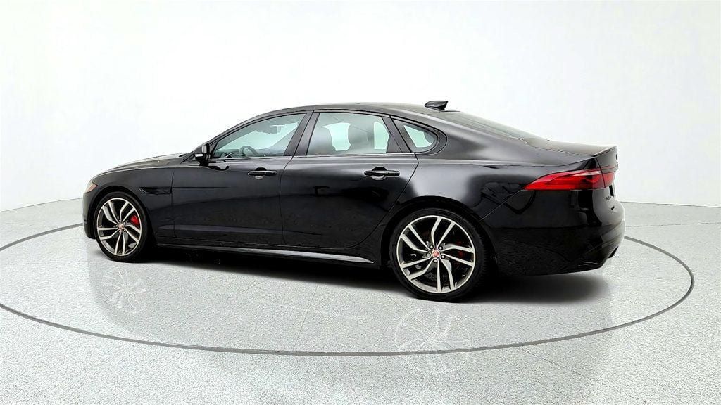 Used 2022 Jaguar XF R-Dynamic SE AWD/4WD image 7