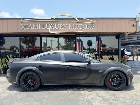 Used 2022 Dodge Charger Scat Pack RWD image 16