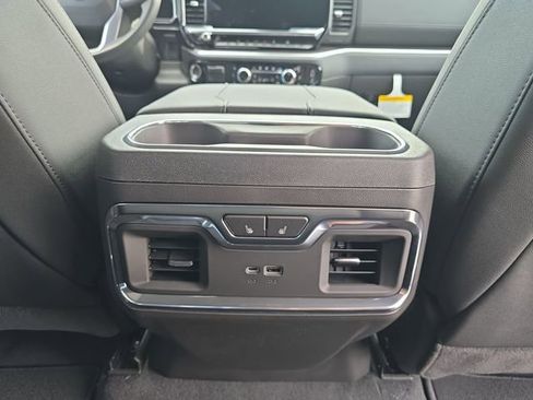 New 2025 GMC Sierra 1500 SLT w/ SLT Convenience Package image 21