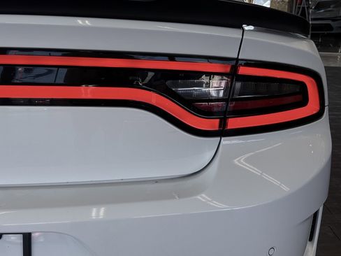 Used 2021 Dodge Charger Scat Pack w/ Dynamics Package image 17