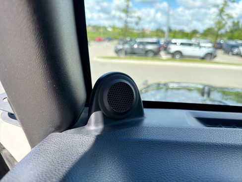Used 2013 Jeep Wrangler Unlimited Sahara w/ Connectivity Group AWD/4WD image 28