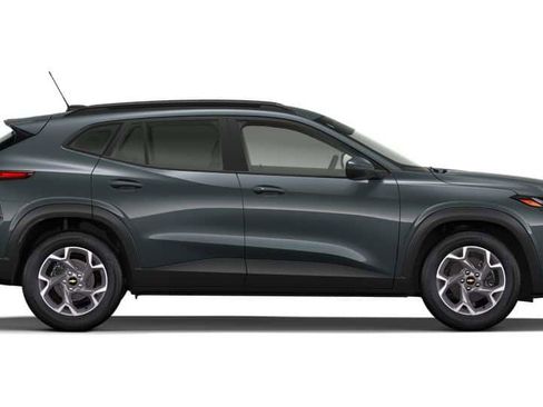 New 2026 Chevrolet Trax LT FWD image 5