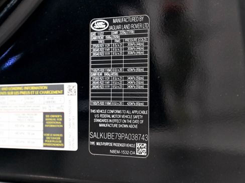 Used 2023 Land Rover Range Rover SV AWD/4WD image 86