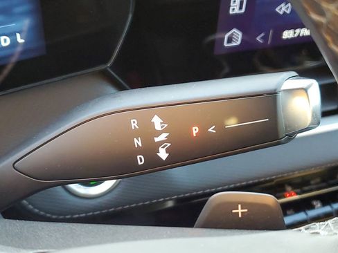 Used 2024 Chevrolet Equinox LT image 21