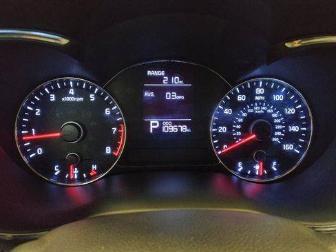 Used 2016 Kia Forte LX FWD image 23