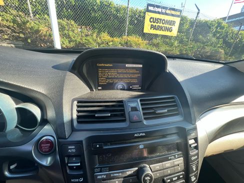 Used 2010 Acura TL w/ Technology Package FWD image 9