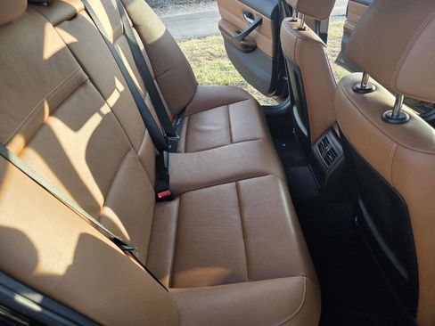 Used 2011 BMW 328i xDrive 328i xDrive AWD 4dr Sedan image 15