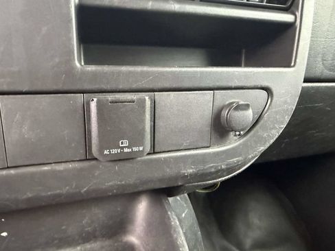 Used 2018 GMC Savana 2500 w/ Driver Convenience Package RWD image 27