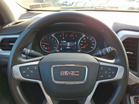 Certified 2023 GMC Acadia SLE w/ Driver Convenience Package image 21