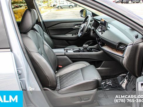 Used 2024 Nissan Rogue Platinum w/ Platinum Premium Package image 20