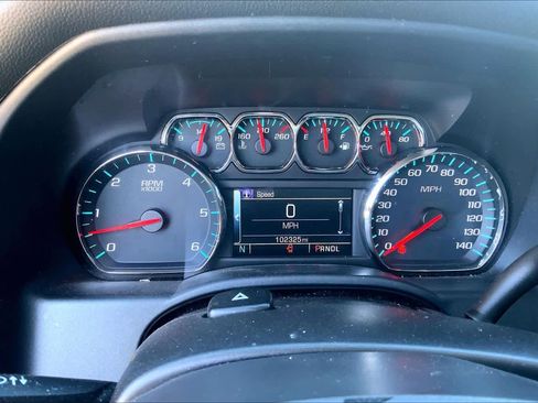 Used 2018 Chevrolet Silverado 1500 LT image 25