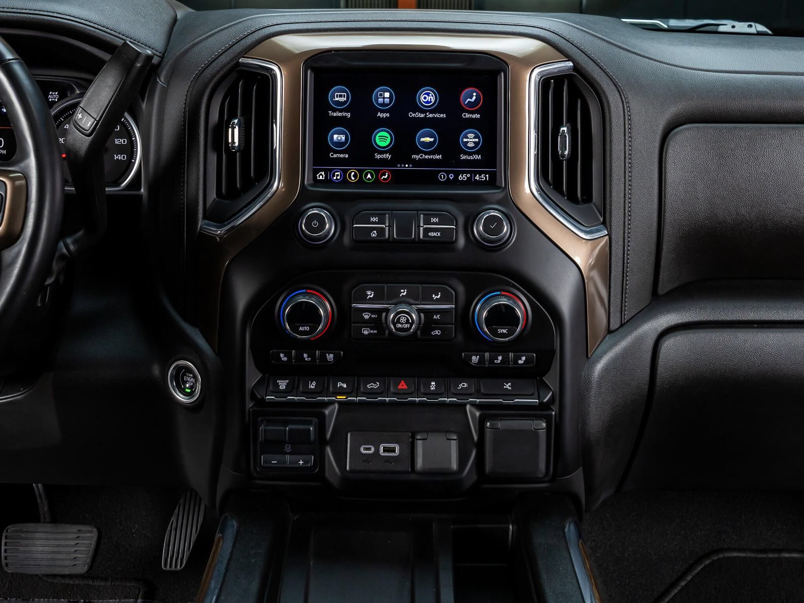 Used 2023 Chevrolet Silverado 3500 High Country AWD/4WD image 23