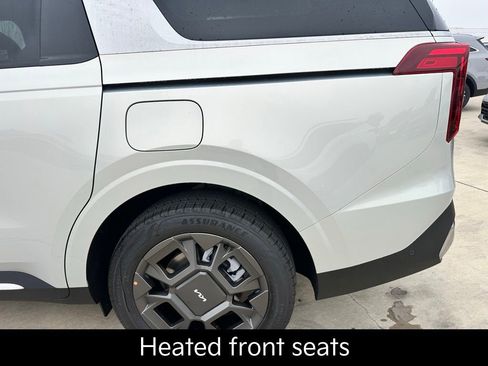 New 2026 Kia Carnival EX image 9