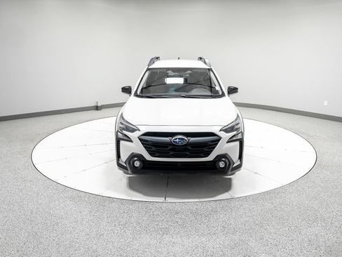 Used 2023 Subaru Outback Premium AWD/4WD image 27