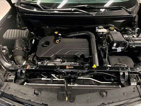 Used 2023 Chevrolet Equinox LT image 9