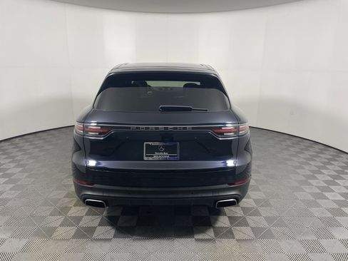 Used 2021 Porsche Cayenne image 4