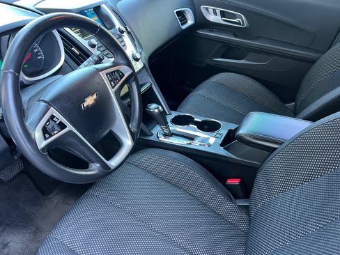 Used 2017 Chevrolet Equinox LT w/ Convenience Package FWD image 11