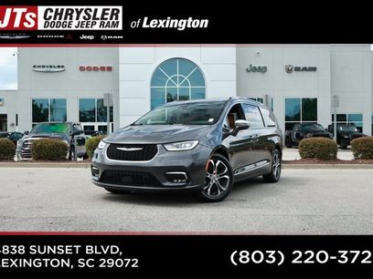 Used 2022 Chrysler Pacifica Pinnacle