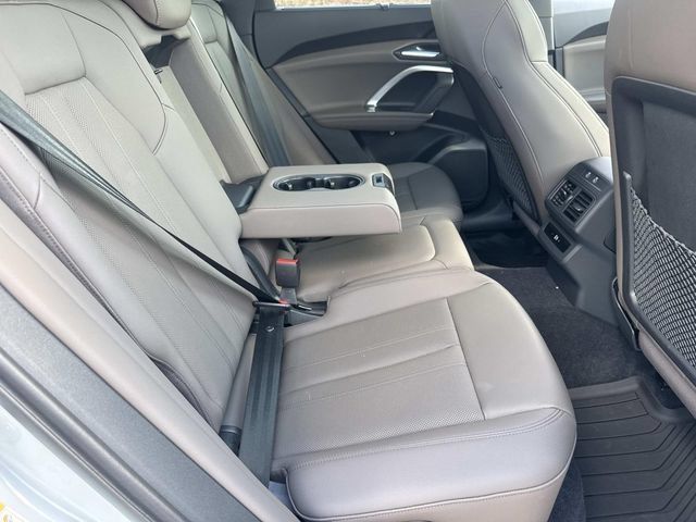 Used 2025 Audi Q5 Premium Plus AWD/4WD image 12