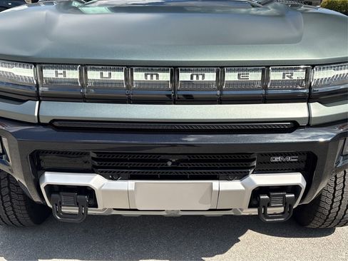 Used 2024 GMC Hummer EV 3X w/ LPO, Roof Cross Rail Package image 12