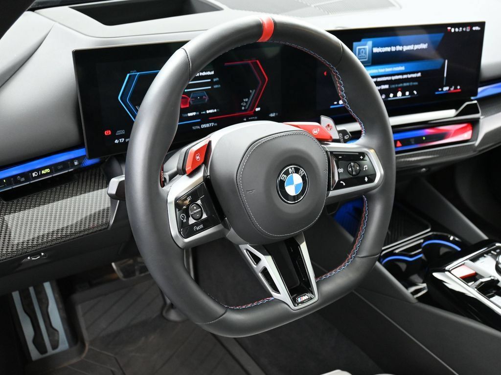 Used 2025 BMW M5 Touring AWD/4WD image 18