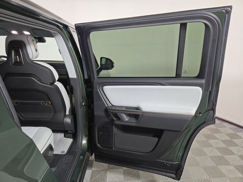 Used 2024 Rivian R1S Adventure image 19