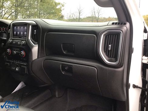 Used 2019 Chevrolet Silverado 1500 LT w/ Texas Edition image 27