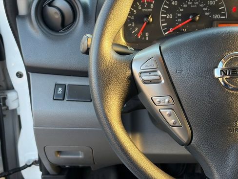 Certified 2020 Nissan NV200 S image 15