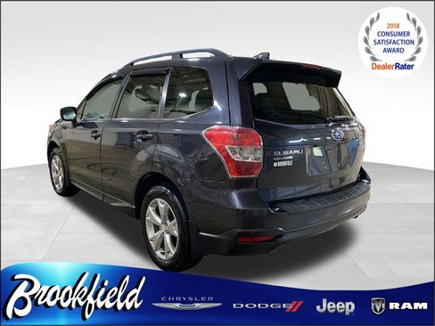 Used 2016 Subaru Forester 2.5i Limited AWD/4WD image 6