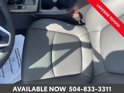 Certified 2026 Toyota Corolla Cross XLE w/ Convenience Package image 31