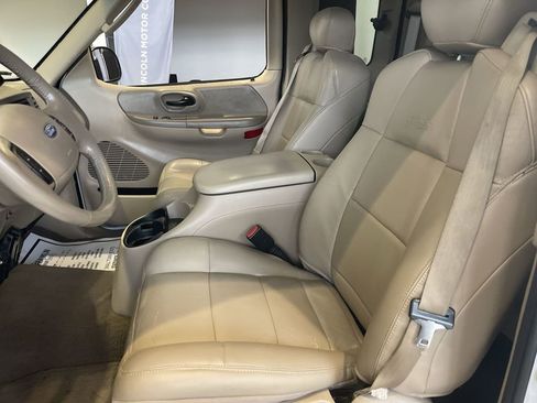 Used 2003 Ford F150 Lariat image 11